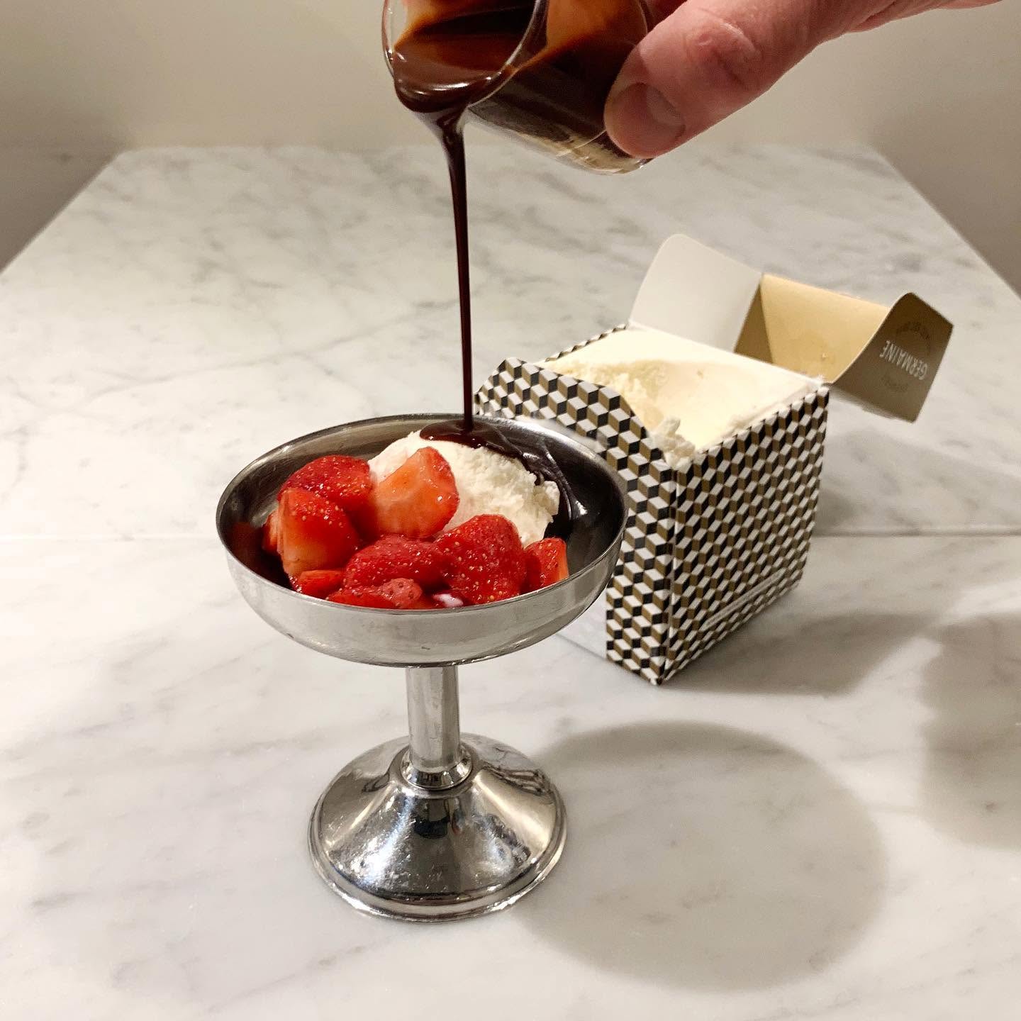 Gelato coupe Cremerie Germaine